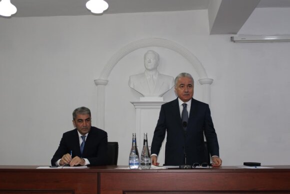 Balakənin yeni icra başçısı kollektivə təqdim olundu