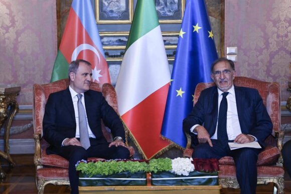 Ceyhun Bayramov İtaliya Senatının rəhbəri ilə görüşüb