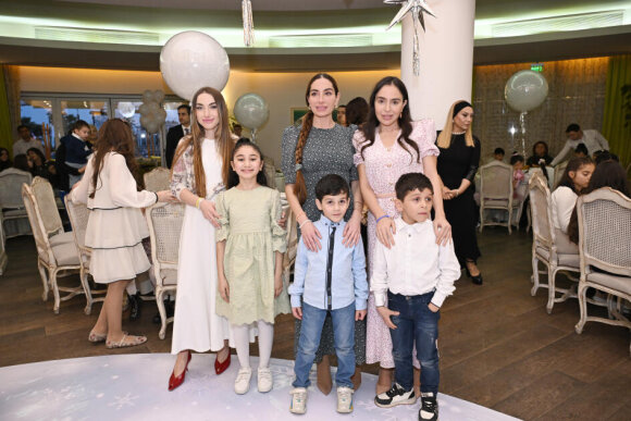 Leyla, Arzu və Alena Əliyevalar bayram şənliyində iştirak ediblər