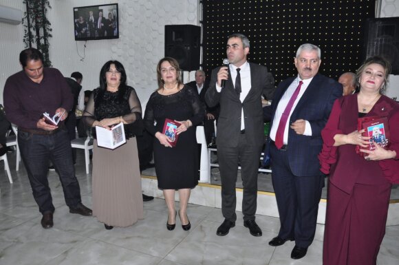 Elşad Baratın yeni kitabı təqdim edildi - FOTO