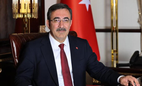 “Venesuela xalqının yanında olmağa davam edəcəyik” - Cevdet Yılmaz