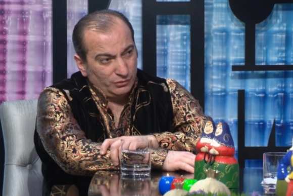 "Oğluma demişəm, səhnədə ölsəm, konsertə davam edin"