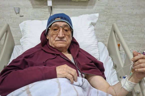 Əbdül Mahmudov xəstəxanadan danışdı: "Zəng edib, Rasim Balayevə deyəcəyəm ki... "