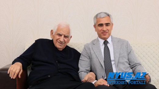 Anar Ələkbərov Nəriman Həsənzadəni evində ziyarət etdi
