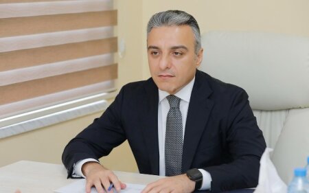Natiq Əmirov yeni sədri kollektivə təqdim etdi