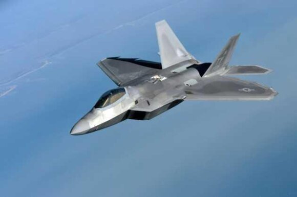 ABŞ İsrailə 10-dan çox F-22 qırıcıları göndərdi