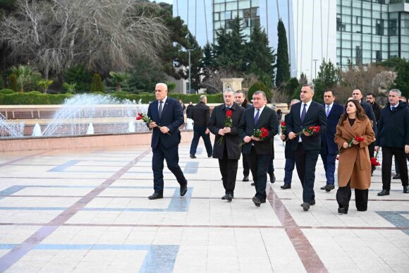Xətai rayonunda YAP-ın 33 illiyi qeyd olunub FOTO