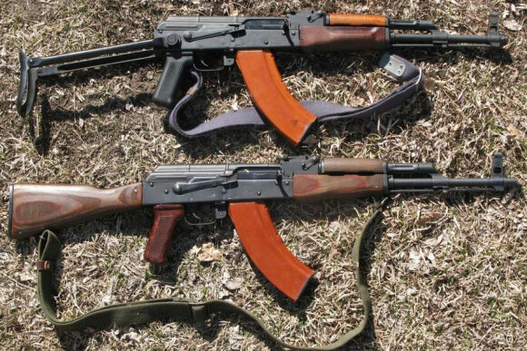 Polis xeyli silah-sursat aşkarladı