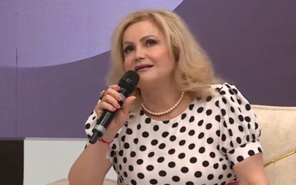 "Niyə yeni ailə quranlar valideynlə yaşamalıdır, olmaz"