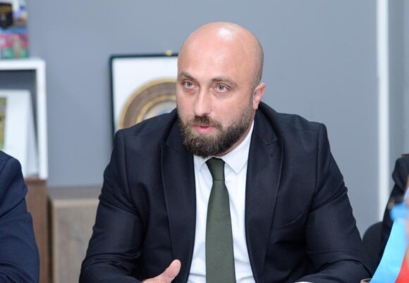 Vado Korovinin daha 2 yaxın kadrı işdən çıxarıldı