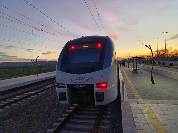 Bakı–Tbilisi qatarlarında sərnişin yerlərinin sayı 2 dəfə artırılıb
