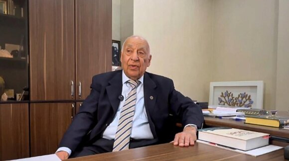 İkram Kərimov vəfat etdi