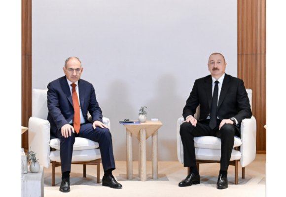 Nikol Paşinyan Prezident İlham Əliyevə zəng edib