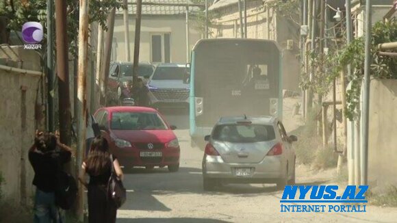 Bakıda ''Cantəpə''adlanan ərazidə yolda bərbad vəziyyət - VİDEO