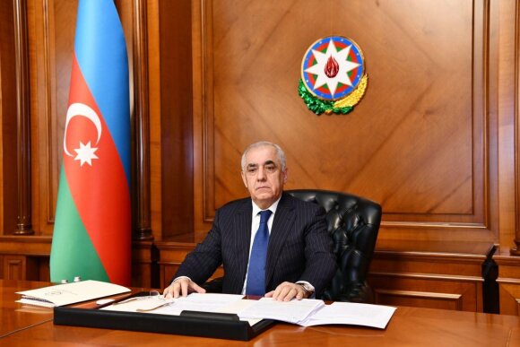 Əli Əsədov qərar imzaladı