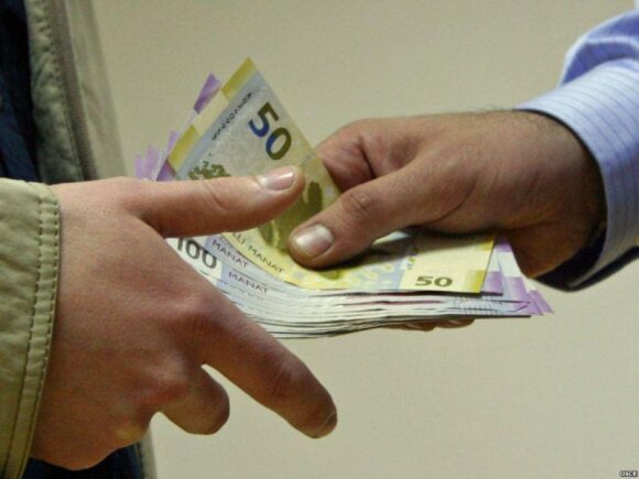 Azərbaycanda korrupsiya barədə məlumat verənlərə mükafat veriləcək