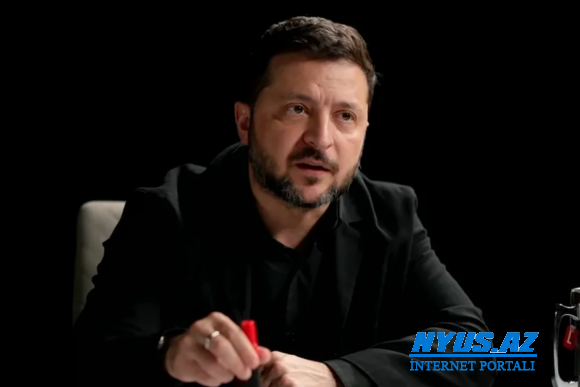 Zelenski müsahibə zamanı ağladı - VİDEO