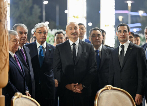 MDB ölkələri liderlərinin şərəfinə keçirilən rəsmi qəbulda Azərbaycan musiqisi səsləndirilib