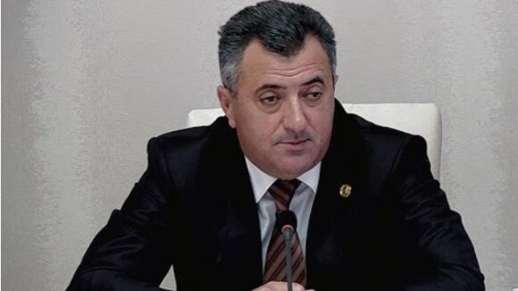 Masazırda yaşayış binasının zirzəmisində qazıntı aparıldığı bildirilir: sakinlər narahatdır – VİDEO