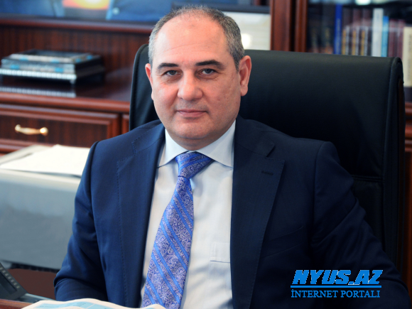 Parkı zəbt edən kafeyə Nəsimi Rayon İcra Hakimiyyəti niyə göz yumur? – VİDEO